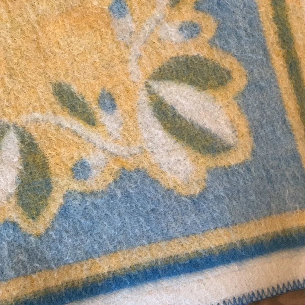 Vintage Art Deco Wool Blanket in perfect condition! - Picture 5 of 8